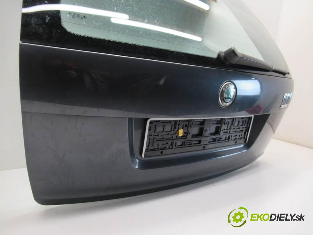 Skoda Octavia II  2009 77 kW KOMBI 1.9TDI 105KM 04-08 1900 zadná kapota 1Z9955711A (Zadné kapoty)