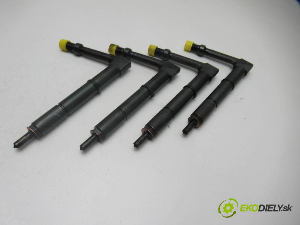 Nissan Almera N16  2000 81 kW HATCHBACK 3D 2.2DI 110KM 00-06 2200 vstřikovací ventily