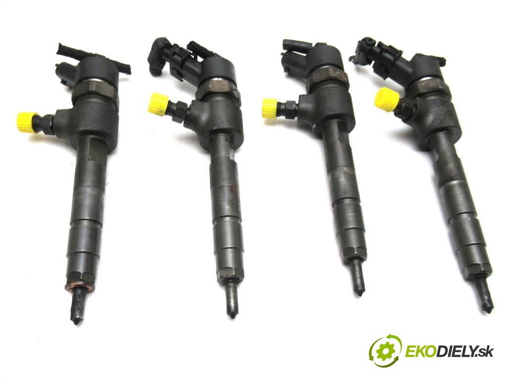 Fiat Stilo  2003 85 kW KOMBI 1.9JTD 115KM 01-07 1900 vstřikovací ventily 0445110119