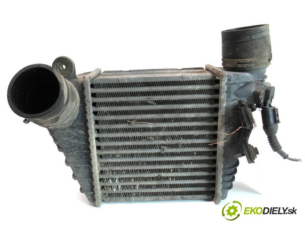 Skoda Octavia I  1999 66 kW KOMBI 5D 1.9TDI 90KM 96-00 1900 intercooler 1J0145803A (Chladiče nasávaného vzduchu (intercoolery))
