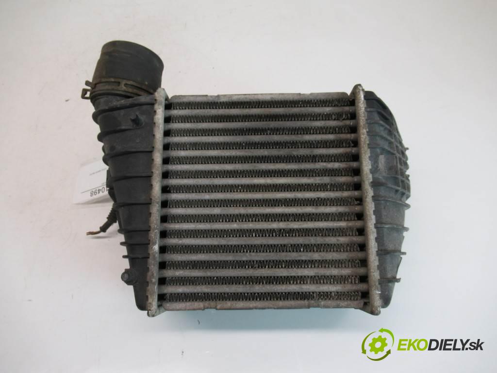 Skoda Octavia I  1999 66 kW KOMBI 5D 1.9TDI 90KM 96-00 1900 intercooler 1J0145803A (Chladiče nasávaného vzduchu (intercoolery))