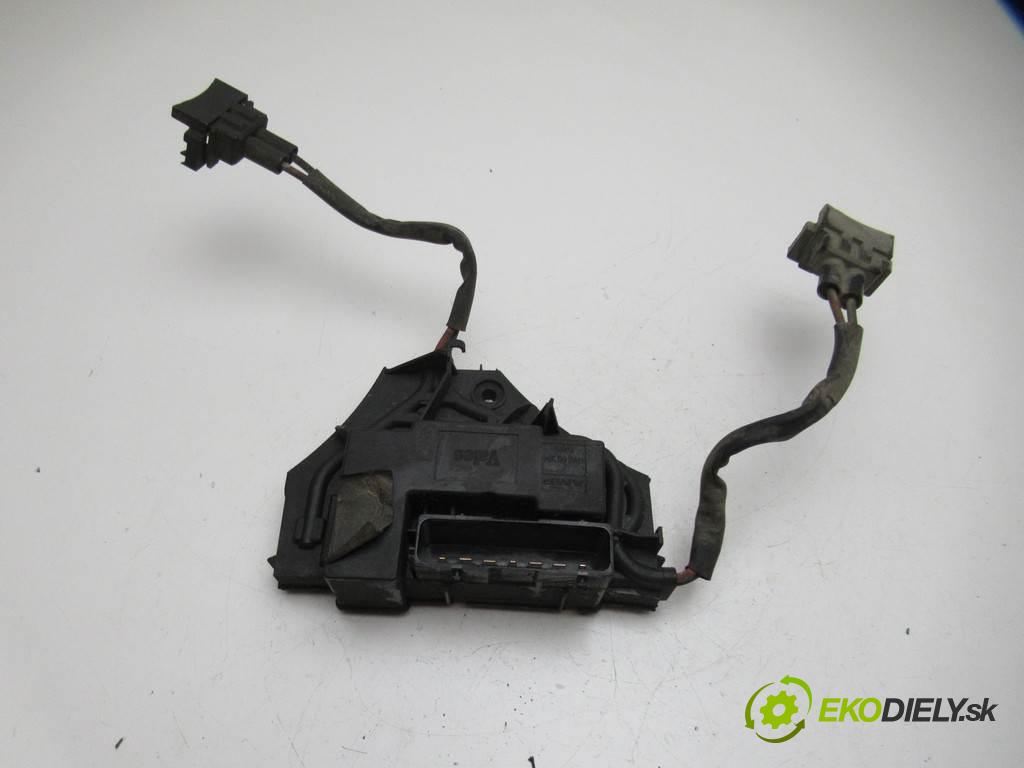 Opel Vectra C  2002 92 kW LIFTBACK 5D 2.2DTI 125KM 02-08 2200 Modul Riadiaca jednotka ventilátora 1379131 (Ostatné)