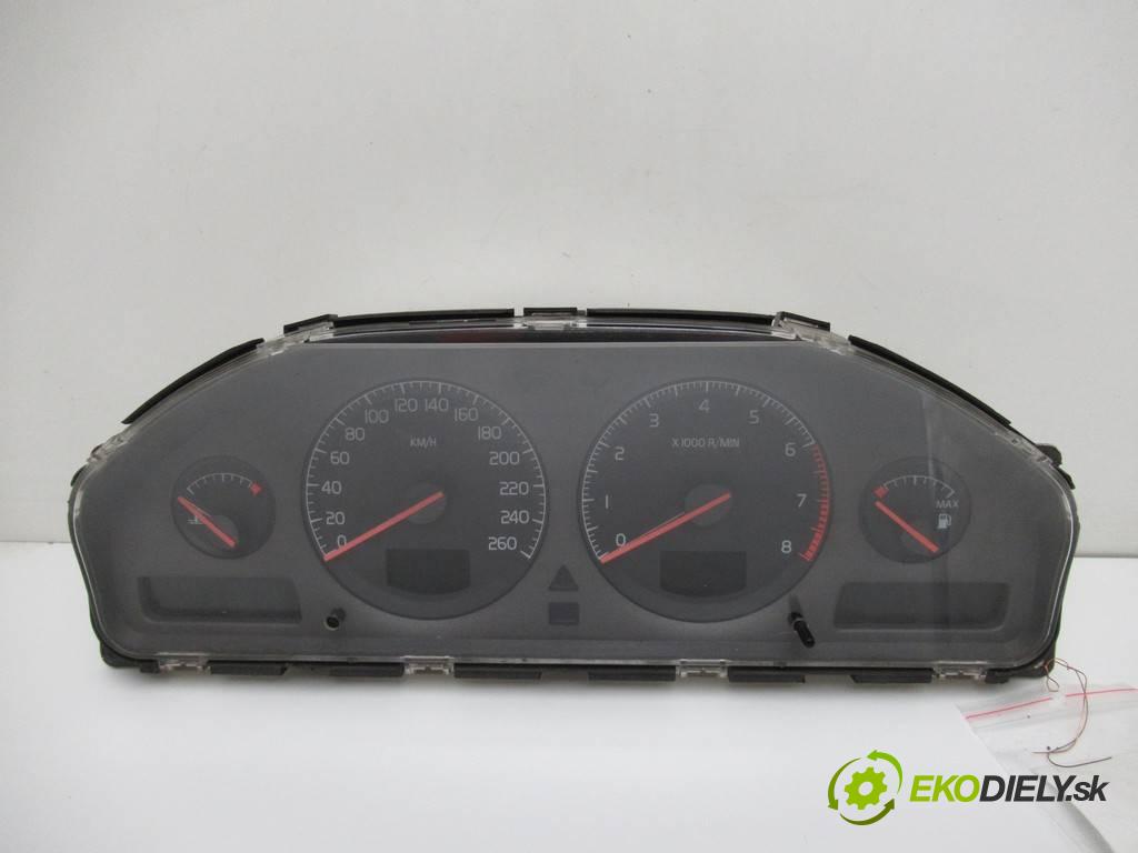 Volvo S80  2000 125 kW SEDAN 4D 2.4B 170KM 98-06 2400 Prístrojovka 9499668 (Prístrojové dosky, displeje)