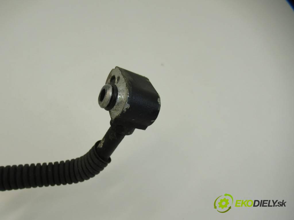 Toyota Corolla E12  2003 110 kW KOMBI 5D 1.6VVTI 110KM 02-07 1600 rúrka klimatizace  (Rozvody klimatizace)