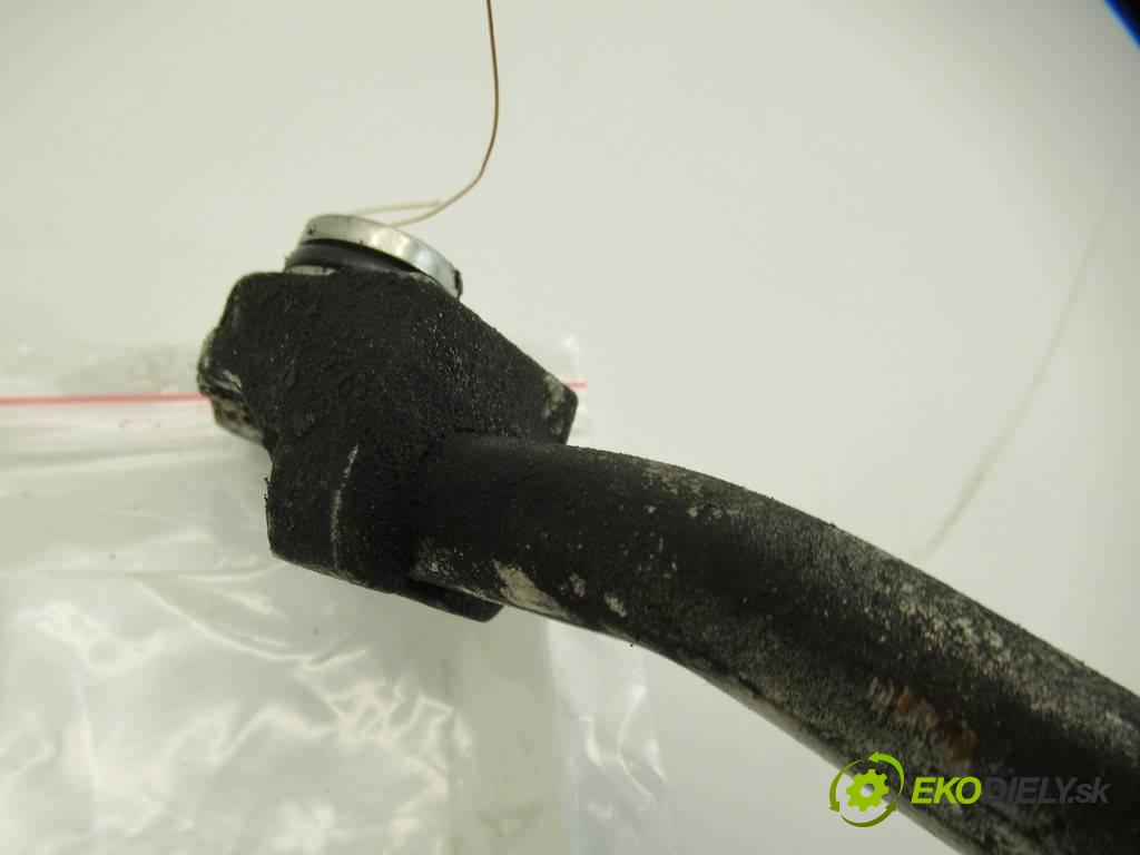 Toyota Corolla E12    KOMBI 5D 1.6VVTI 110KM 02-07  rúrka klimatizace  (Rozvody klimatizace)