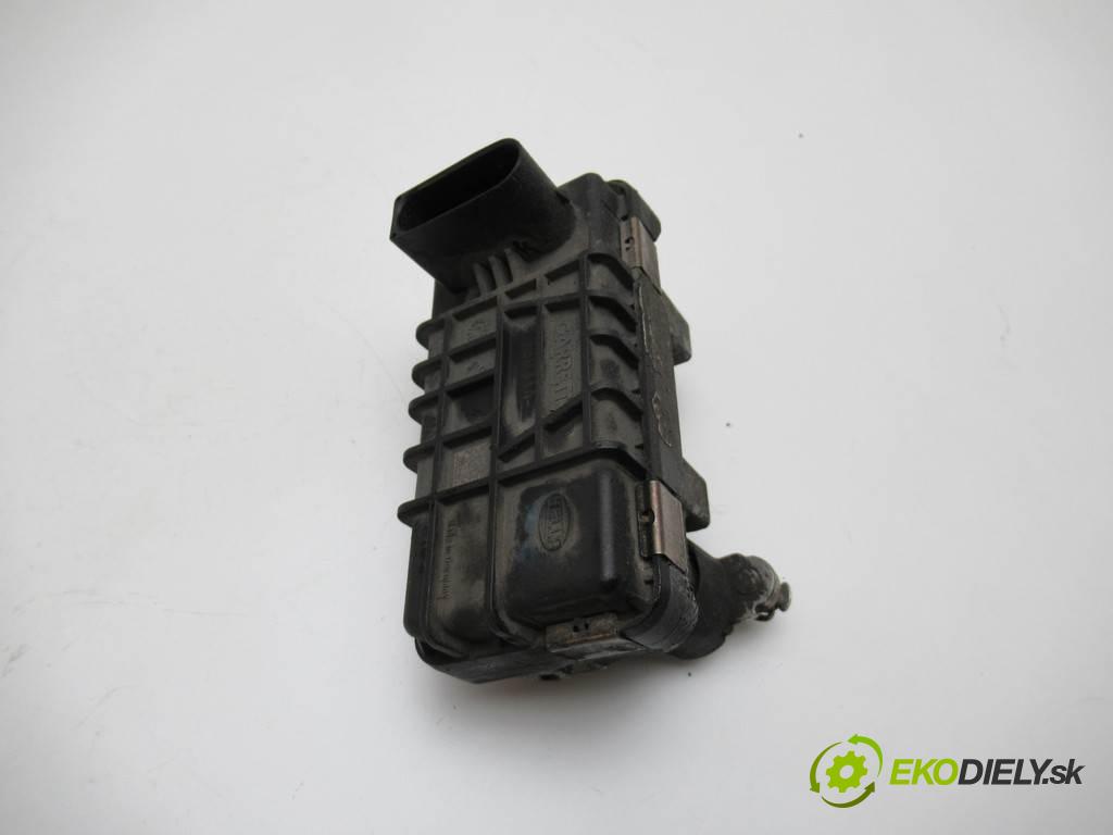 Mercedes-Benz E W211    LIFT SEDAN 2.2CDI 170KM 02-09  nastavovač turba 6NW009228 (Ostatní)