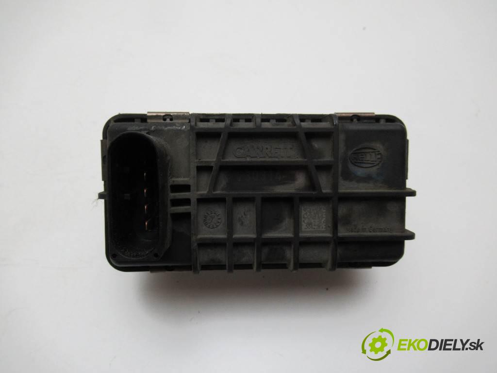 Mercedes-Benz E W211    LIFT SEDAN 2.2CDI 170KM 02-09  nastavovač turba 6NW009228 (Ostatní)