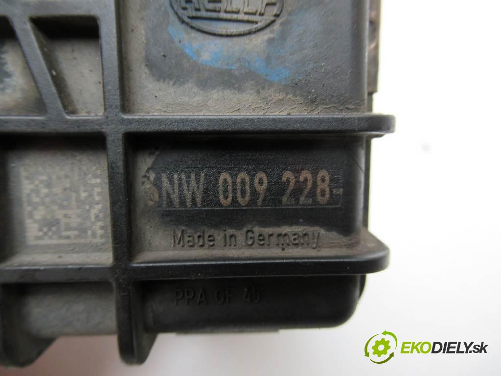 Mercedes-Benz E W211    LIFT SEDAN 2.2CDI 170KM 02-09  nastavovač turba 6NW009228 (Ostatní)