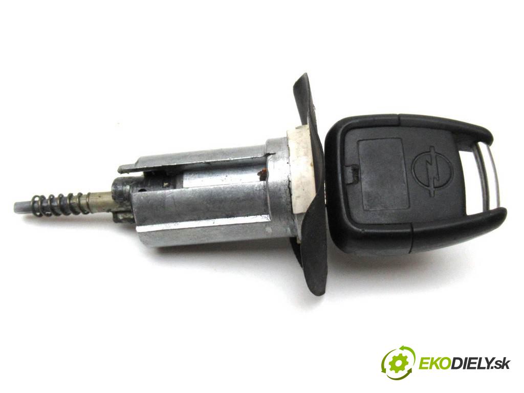 Opel Astra G    HATCHBACK 3D 1.6B 101KM 98-09  spinačka 09146299 (Spínacie skrinky a kľúče)