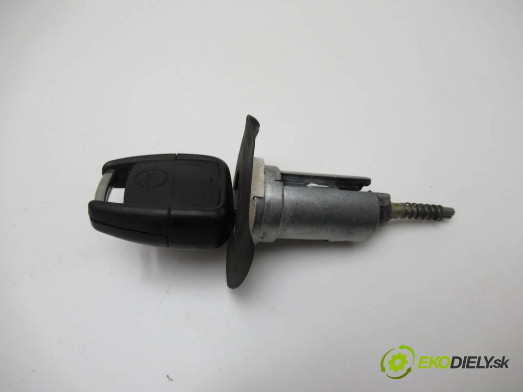 Opel Astra G    HATCHBACK 3D 1.6B 101KM 98-09  spinačka 09146299 (Spínacie skrinky a kľúče)
