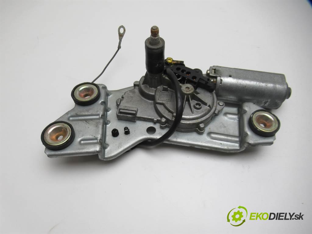 Ford Focus I LIFT  2002 66 kW 1.8TDDI 90KM 98-04 1800 motorek stěračů zadní část
