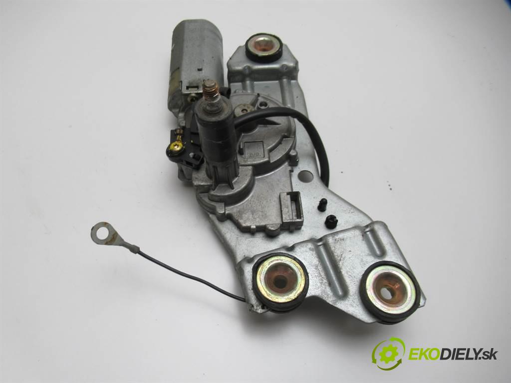 Ford Focus I LIFT  2002 66 kW 1.8TDDI 90KM 98-04 1800 motorek stěračů zadní část