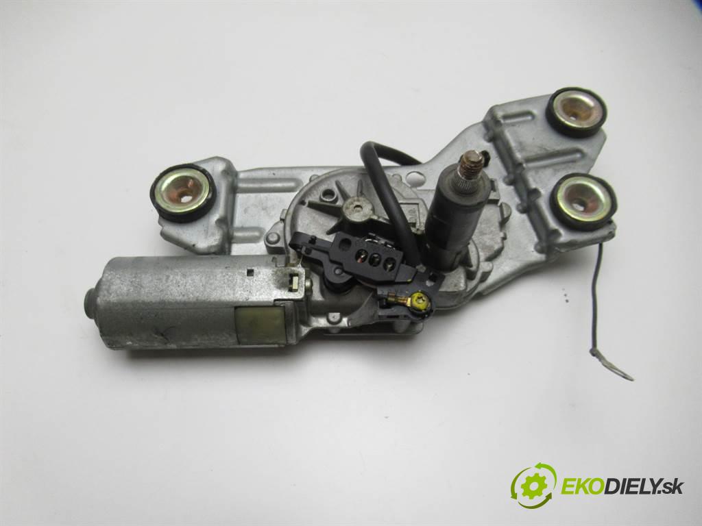 Ford Focus I LIFT  2002 66 kW 1.8TDDI 90KM 98-04 1800 motorek stěračů zadní část