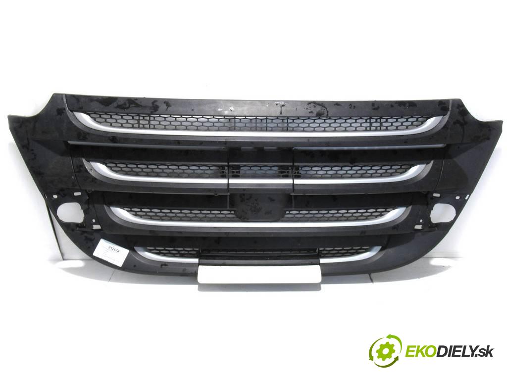 DAF XF 106 XF106 EURO6 SPACECAB/COMFORT MX 13 340KW (460KM) 1 2015 340KW (460KM) XF106 EURO6 SPACECAB/COMFORT MX 13 340KW (460KM) 1 12902 mřížka maska 1886591 (Mřížky (masky) chladičů)