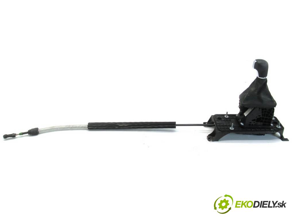 Seat Leon III  2018  LIFT HATCHBACK 5D 1.4TSI 150KM 12-20 1400 Kulisa 5Q1713025AR (Rýchlostné páky / kulisy)