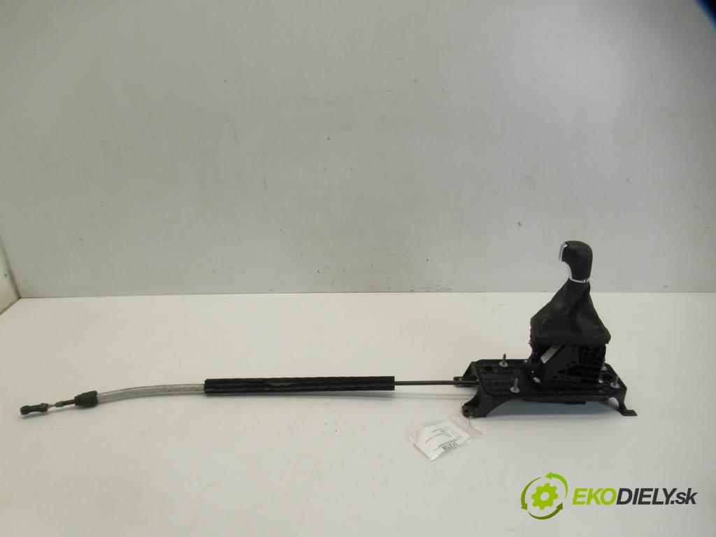 Seat Leon III  2018  LIFT HATCHBACK 5D 1.4TSI 150KM 12-20 1400 Kulisa 5Q1713025AR (Rýchlostné páky / kulisy)