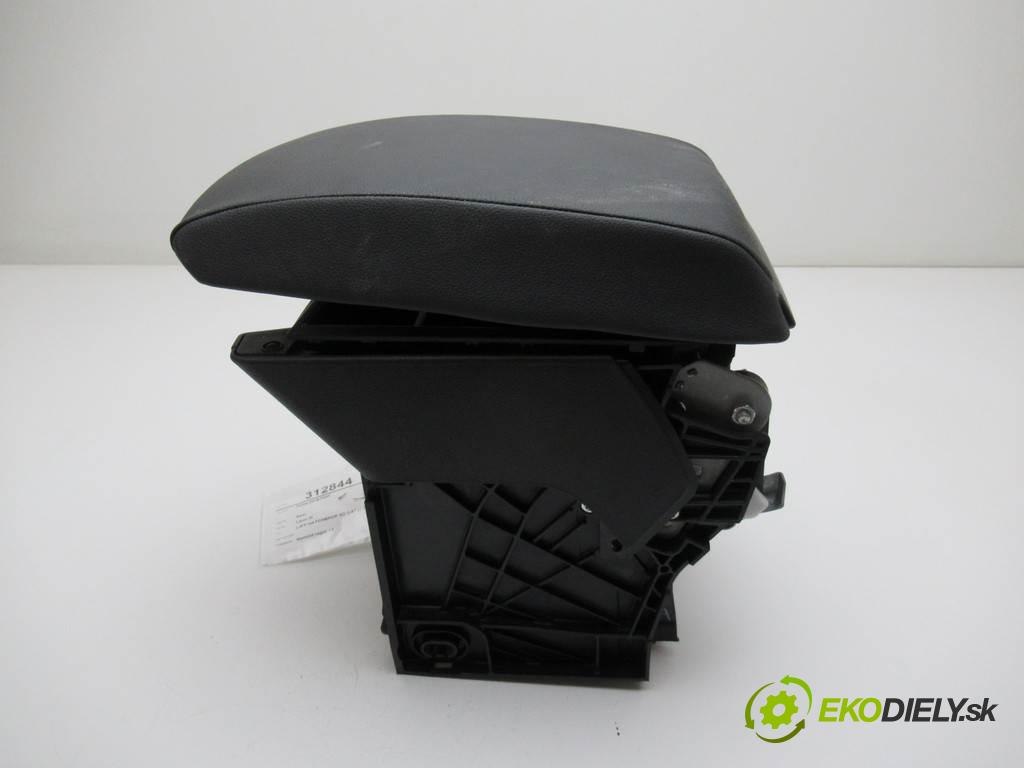 Seat Leon III    LIFT HATCHBACK 5D 1.4TSI 150KM 12-20  Lakťová opierka 5F0864207C