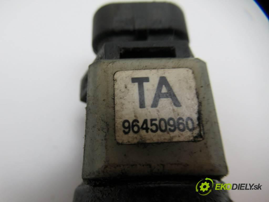 Chevrolet Aveo 2004 53 kW T200 HATCHBACK 5D 1.2B 72KM 02-11 1200 snímač ...