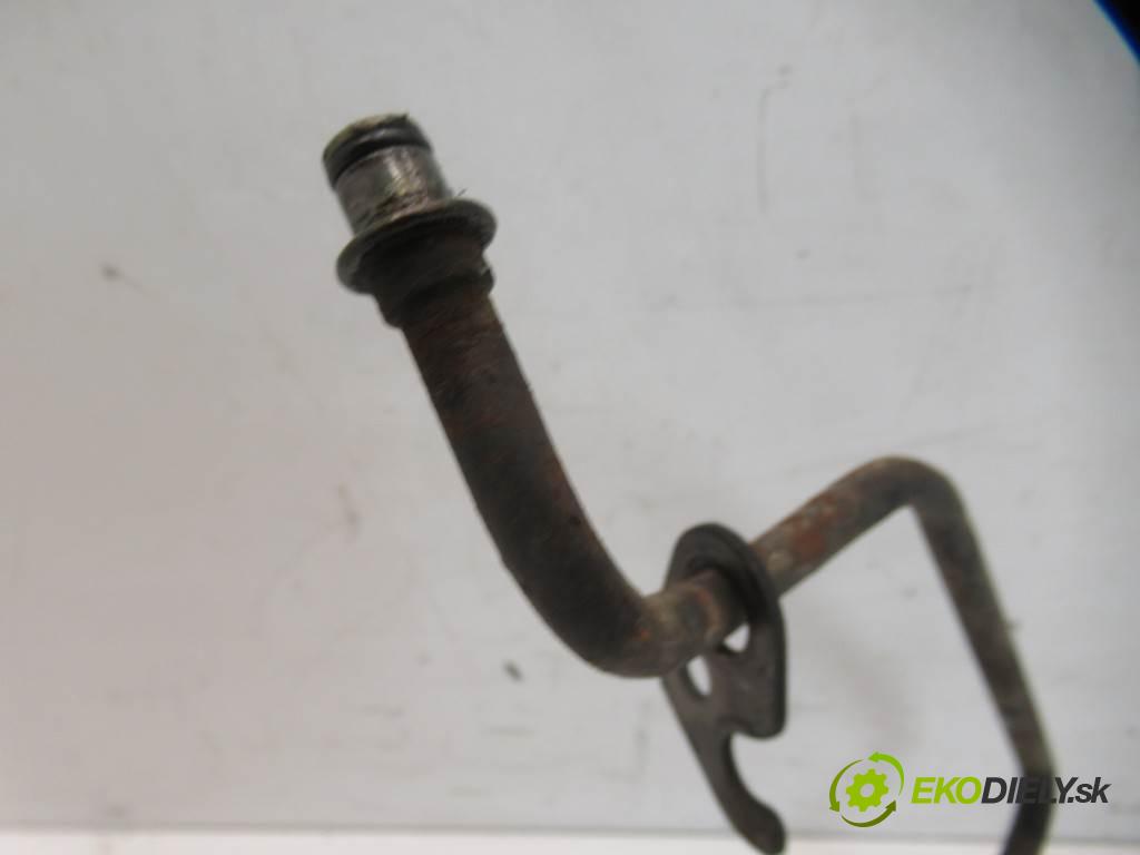 Ford Mondeo Mk3  2002 85 kW KOMBI 5D 2.0TDDI 115KM 00-07 2000 hadica servočerpadlo  (Rúrky, hadice servočerpadla)