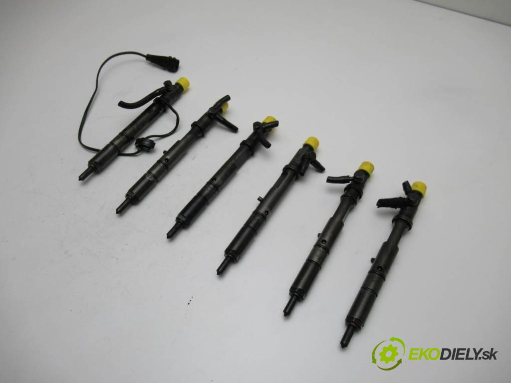 Audi A4 B5 FL  1999 110 kW KOMBI 5D 2.5TDI 150KM 96-01 2500 vstřikovací ventily 059130201A 059130202B