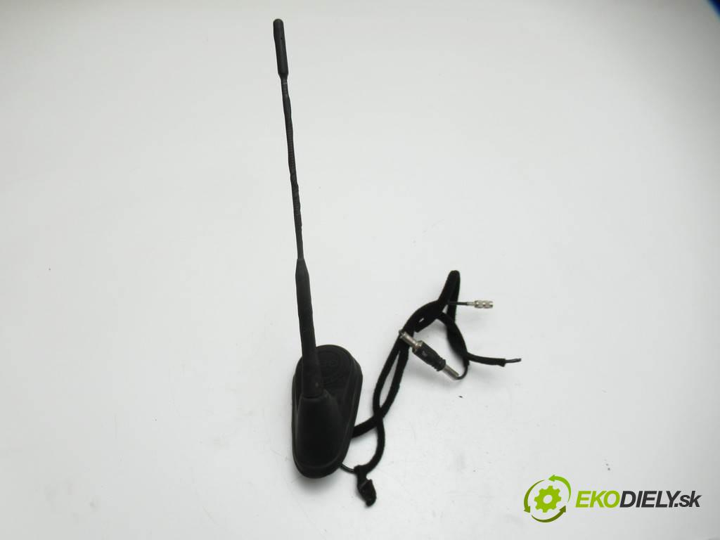 Audi A6 C5    A  ANTENA GPS 8L0035501B