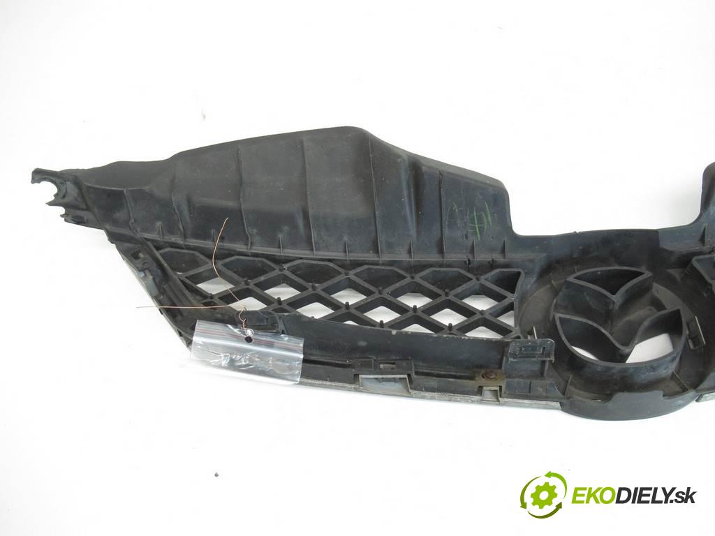 Mazda 5 Premacy II  2006 107 kW 2.0B 146KM 05-10 2000 mřížka maska C23550711 (Mřížky (masky) chladičů)