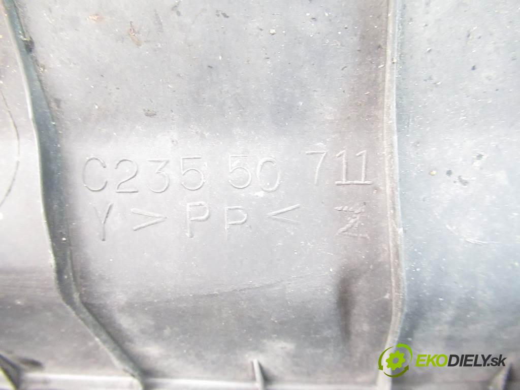 Mazda 5 Premacy II  2006 107 kW 2.0B 146KM 05-10 2000 mřížka maska C23550711 (Mřížky (masky) chladičů)