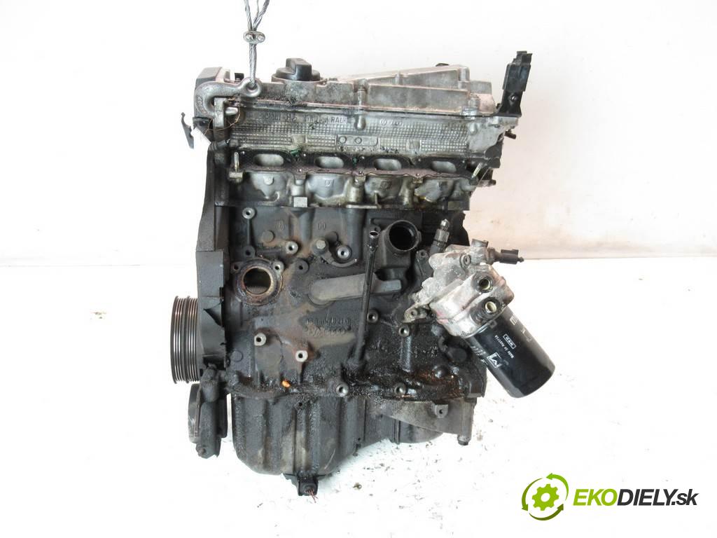 Audi A4 B5 FL  2000 110 kW KOMBI 5D 1.8T 150KM 96-01 1800 motor ANB (Motory (kompletní))