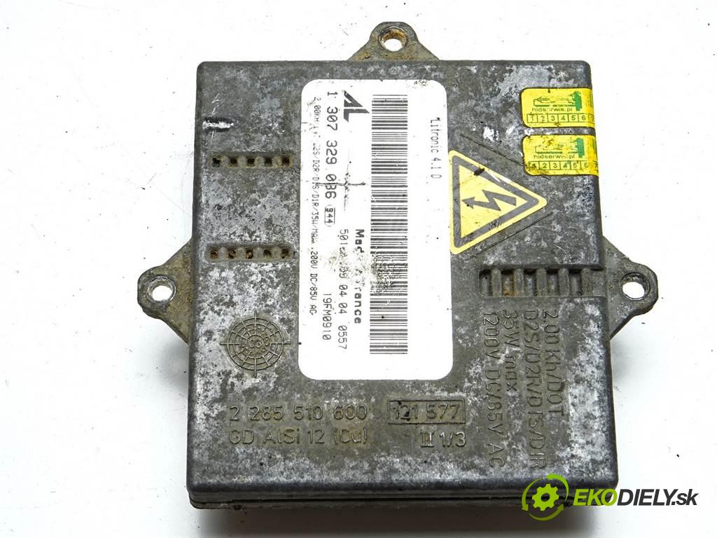 Mazda 6    KOMBI 2.0D 136KM 02-07  Menič XENON 1307329086 (Riadiace jednotky xenónu)