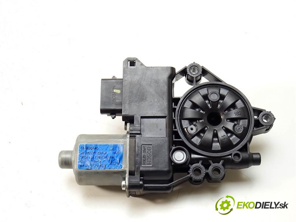 Hyundai i40  2012 85 kW CW KOMBI 1.7CRDI 116KM 11-14 1700 Motorček sťahovania okna zad ľavy  (Motorčeky okien zadné ľavé)