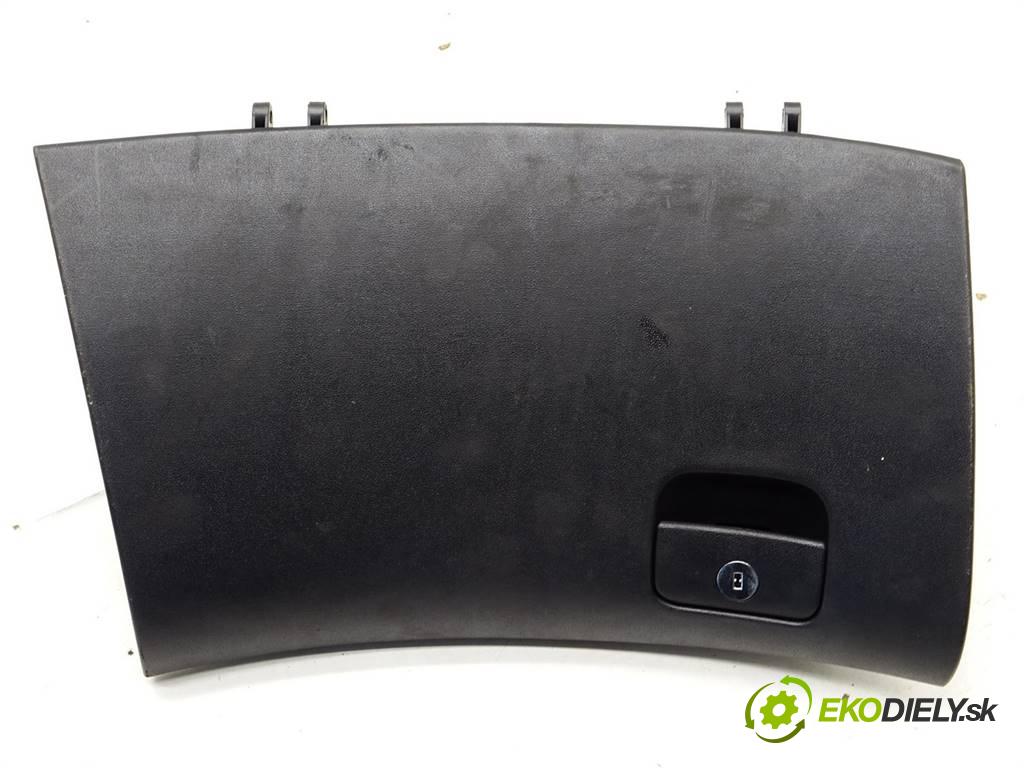 Hyundai i30 LIFT  2011 92,7 HATCHBACK 5D 1.6B 126KM 07-12 1600 Priehradka, kastlík spolujazdca  (Priehradky, kastlíky)