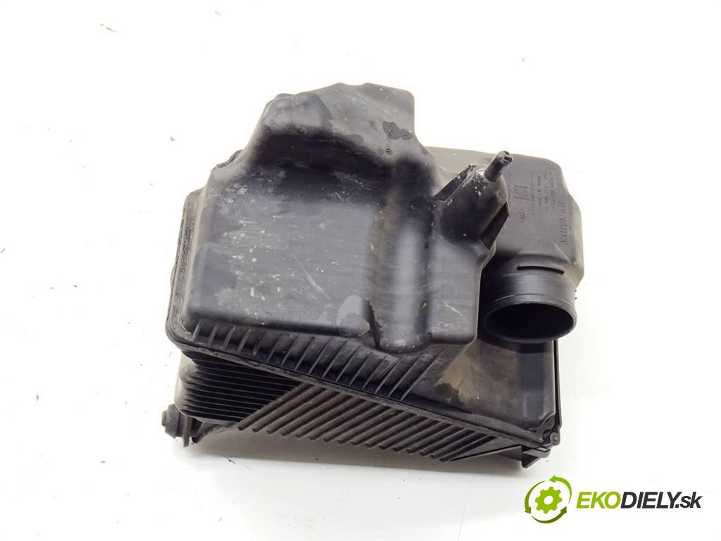 Renault Megane II  2004 83 kW SEDAN 4D 1.6B 113KM 02-08 1600 obal filtra vzduchu 8200369755 (Kryty filtrů)