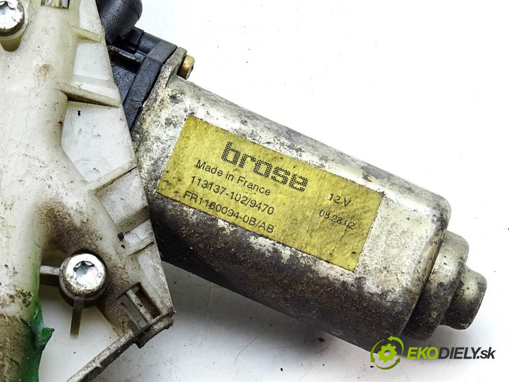 Volvo V40 FL  2002 85 kW KOMBI 5D 1.9DI 115KM 99-04 1900 mechanismus okna přední část levý