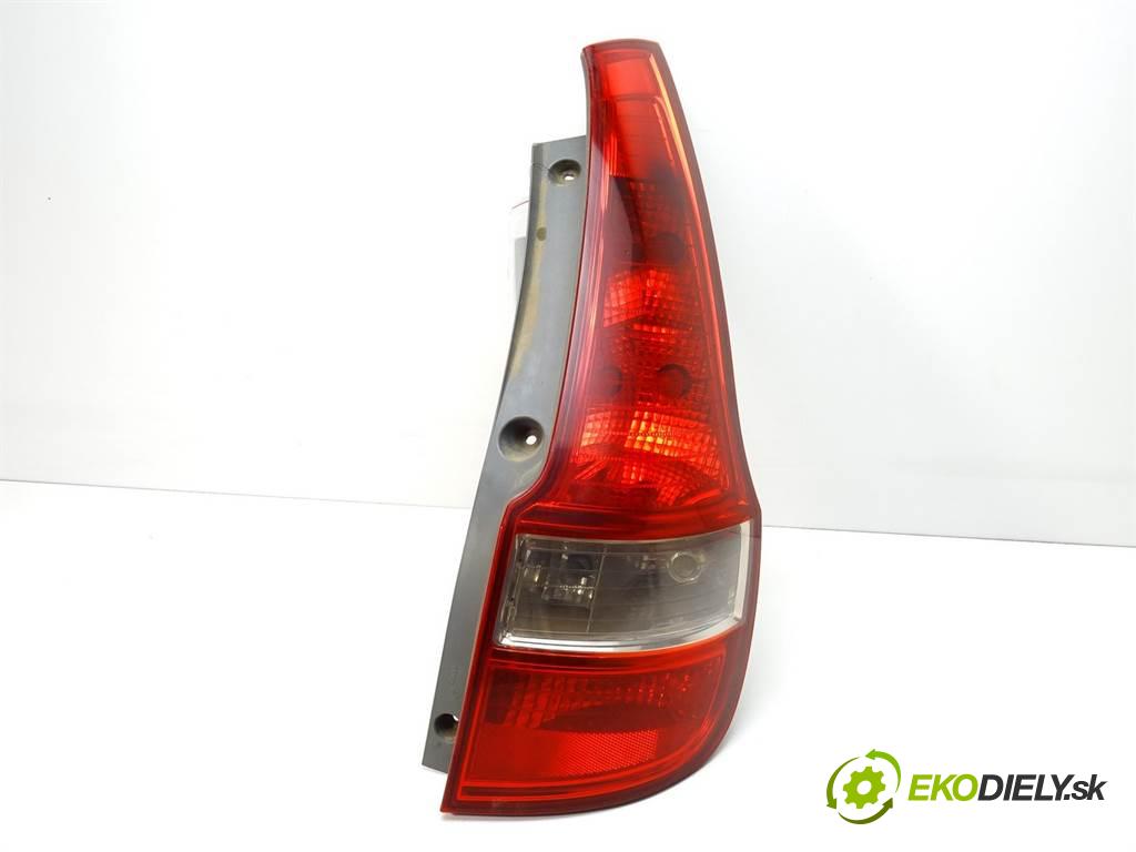 Hyundai i30 LIFT  2010 66 kW KOMBI 5D 1.6CRDI 90KM 07-12 1600 světlo zadní část pravá 92402-2R1