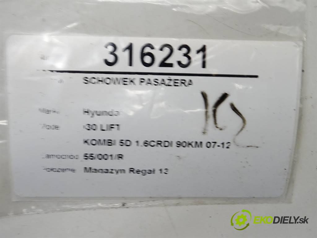 Hyundai i30 LIFT  2010 66 kW KOMBI 5D 1.6CRDI 90KM 07-12 1600 Priehradka, kastlík spolujazdca  (Priehradky, kastlíky)