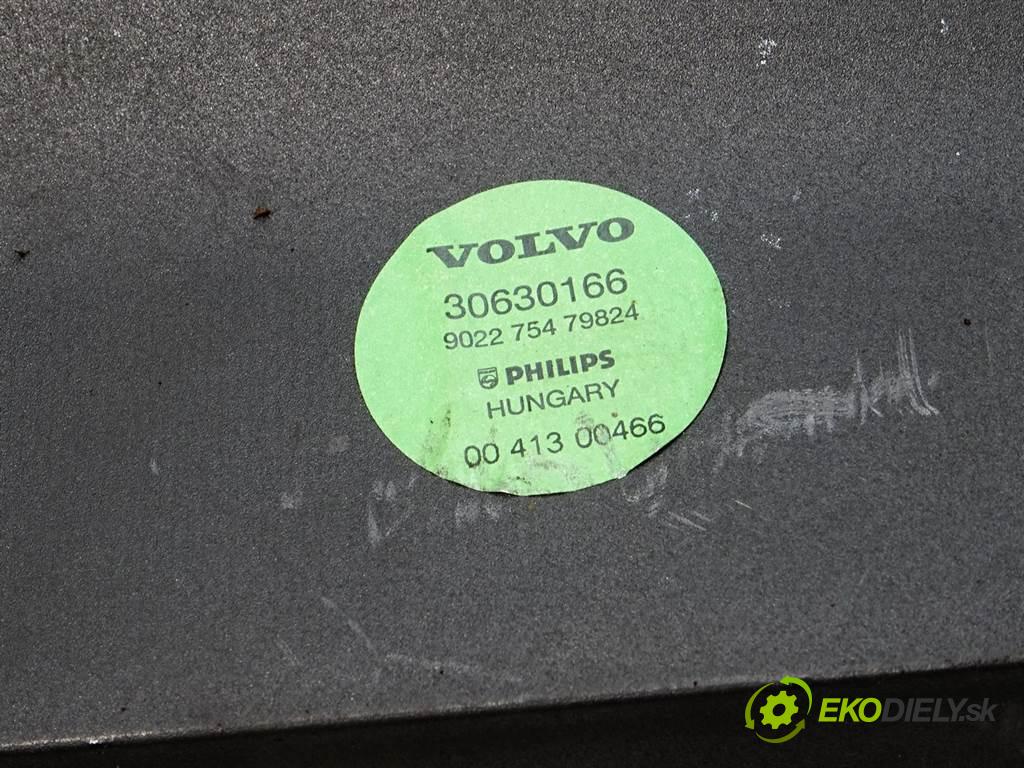 Volvo V40 FL    KOMBI 1.9DI 115KM 99-04  reproduktor subwoofer 30630166