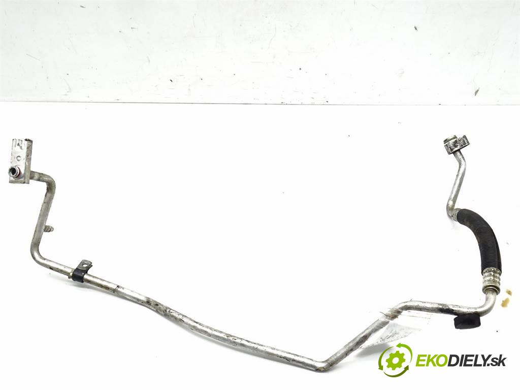 Jeep Grand Cherokee WJ  2002 163KM LIFT 2.7CRD 163KM 98-04 2700 rúrka klimatizace  (Rozvody klimatizace)