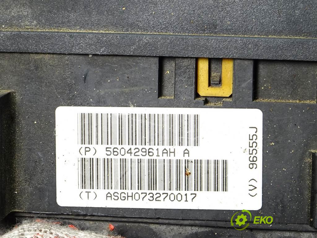 Jeep Grand Cherokee WJ  2002 163KM LIFT 2.7CRD 163KM 98-04 2700 skříňka poistková 56042961AH (Pojistkové skříňky)