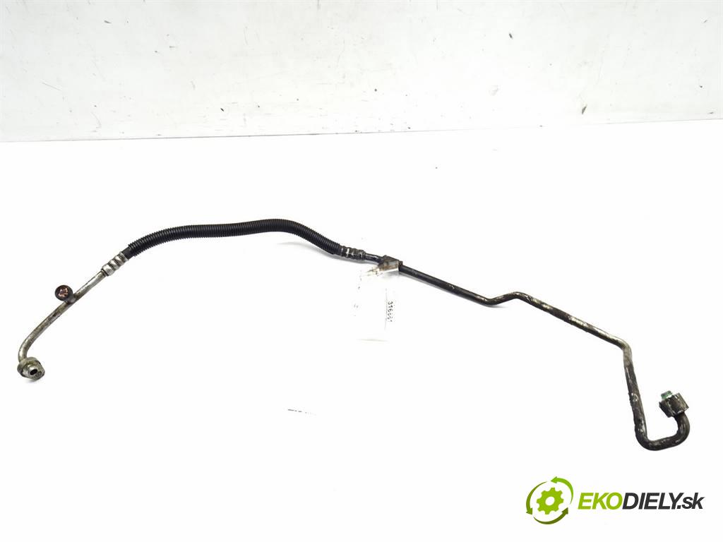 Jeep Grand Cherokee WJ    LIFT 2.7CRD 163KM 98-04  rúrka klimatizace  (Rozvody klimatizace)