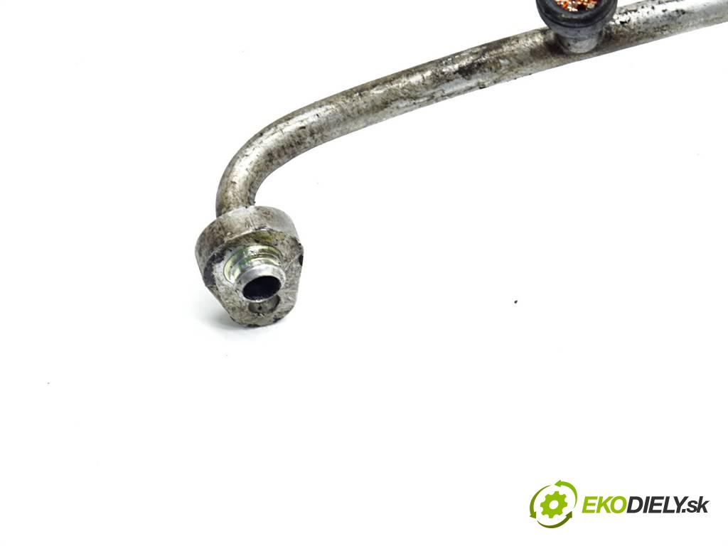 Jeep Grand Cherokee WJ    LIFT 2.7CRD 163KM 98-04  rúrka klimatizace  (Rozvody klimatizace)