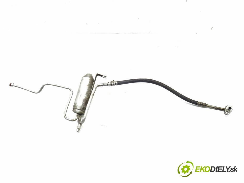 Jeep Grand Cherokee WJ    LIFT 2.7CRD 163KM 98-04  rúrka klimatizace  (Rozvody klimatizace)
