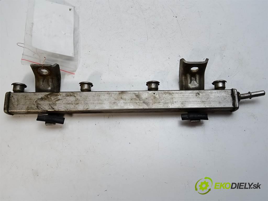 Mazda 5 Premacy II  2005 107KW 2.0B 146KM 05-10 2000 Lišta vstrekovacia Vstrekovacie ventily 4M5G-9D280-FB (Vstrekovacie lišty)