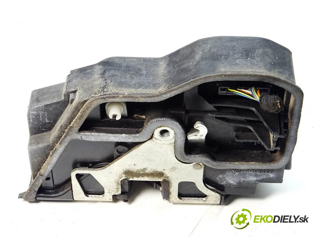 BMW 5 E60  2008 120 kW LIFT SEDAN 4D 2.0D 163KM 02-10 2000 zámok přední část levý
