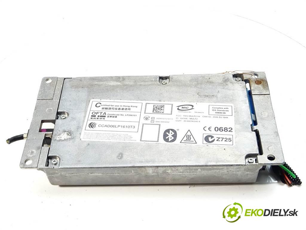 BMW 5 E60    E61 KOMBI 5D 2.0D 177KM 02-10  Modul BLUETOOTH MULF2 68296346
