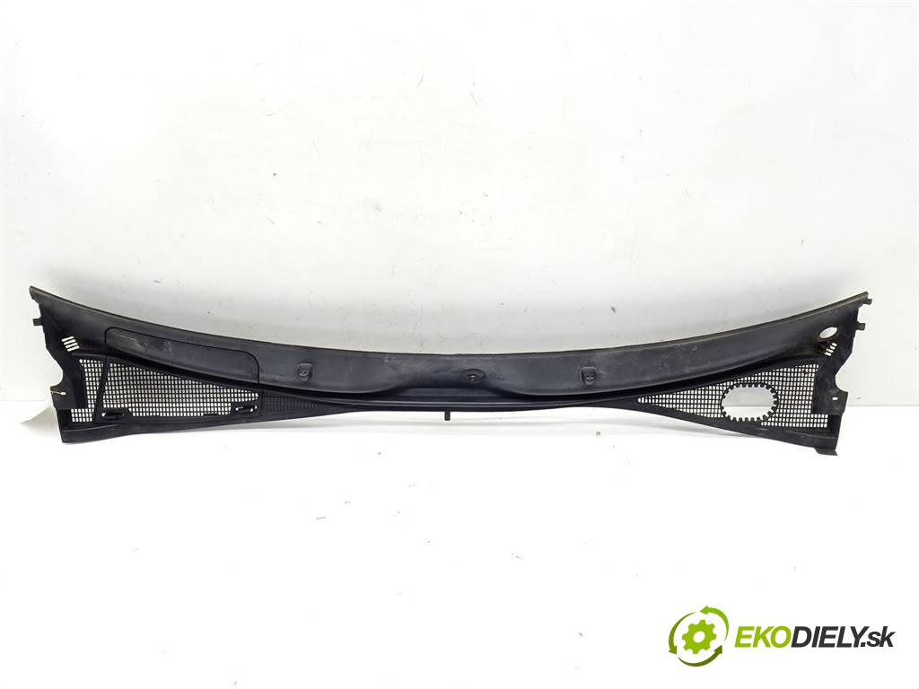 Renault Kangoo I FL  2003 55 kW 1.2B 75KM 03-08 1200 Torpédo, plast pod čelné okno 7700304885 (Torpéda)