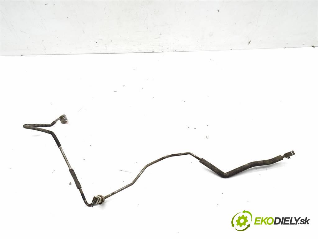 Mazda 6    LIFTBACK 5D 2.0D 136KM 02-07  rúrka klimatizace  (Rozvody klimatizace)