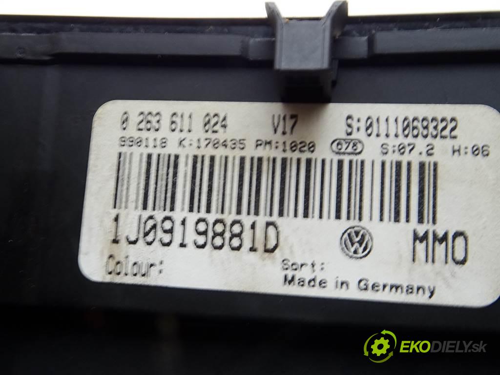 Volkswagen Bora  1999 66KW SEDAN 4D 1.9TDI 90KM 98-05 1900 Prístrojovka 1J0919881D (Prístrojové dosky, displeje)