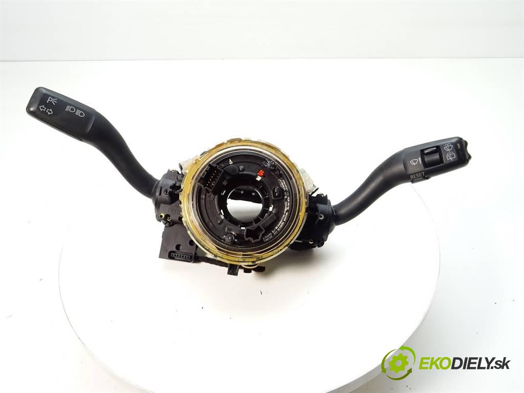 Audi A4 B6  2004 125 kW KOMBI 5D 2.4B V6 170KM 00-04 1600 Prepínač kombinovaný 8E0953549P (Prepínače, spínače, tlačidlá a ovládače kúrenia)