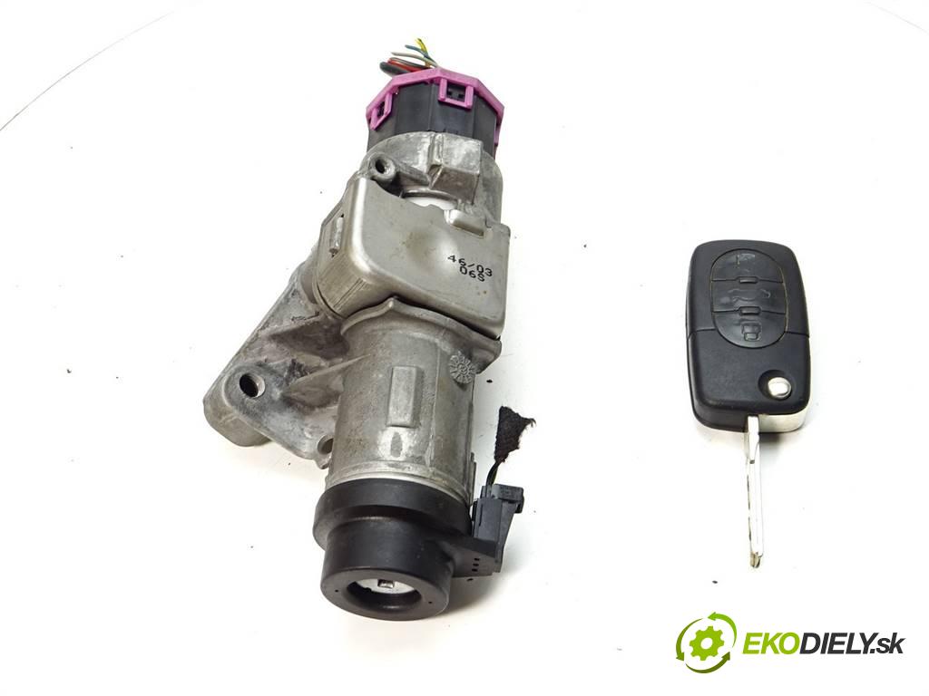 Audi A4 B6  2004 125 kW KOMBI 5D 2.4B V6 170KM 00-04 1600 spinačka 4B0905851G (Spínacie skrinky a kľúče)
