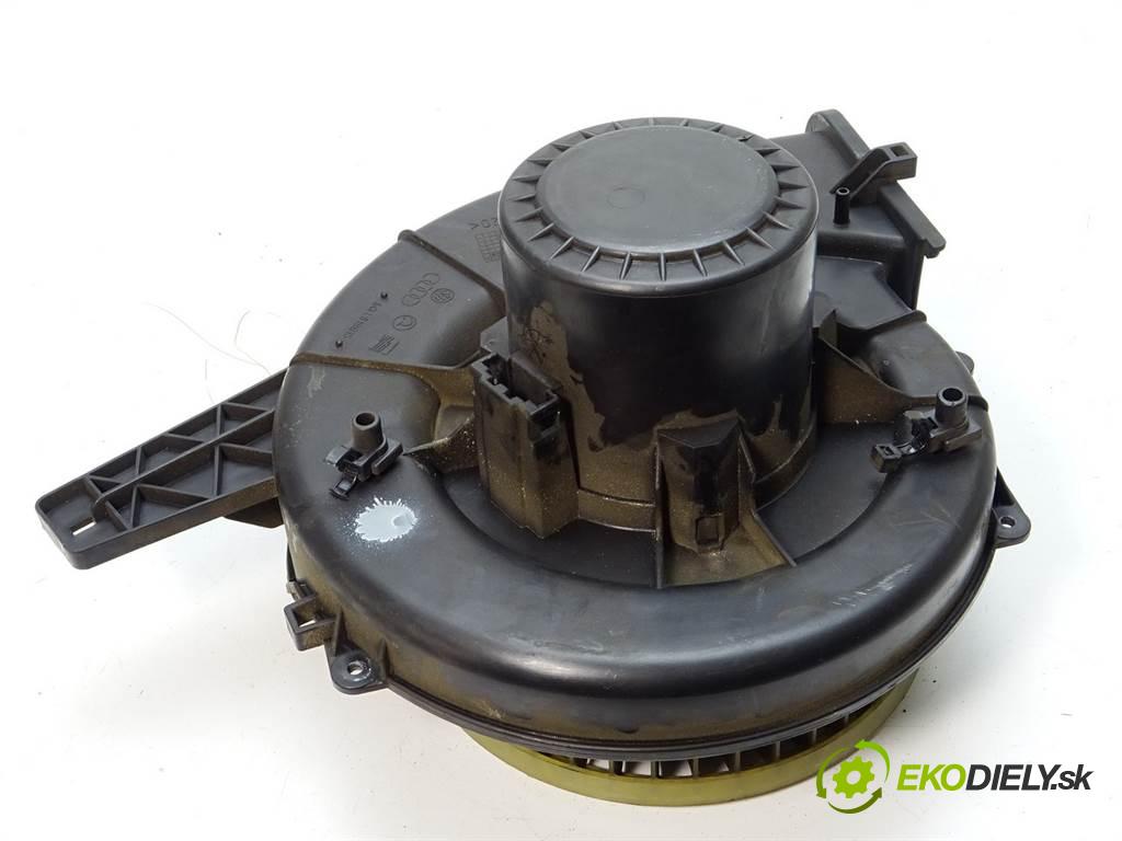 Skoda Fabia  2000 44 kW HATCHBACK 5D 1.4B 60KM 99-07 1400 Ventilátor ventilátor kúrenia 6Q1819015 (Ventilátory kúrenia)